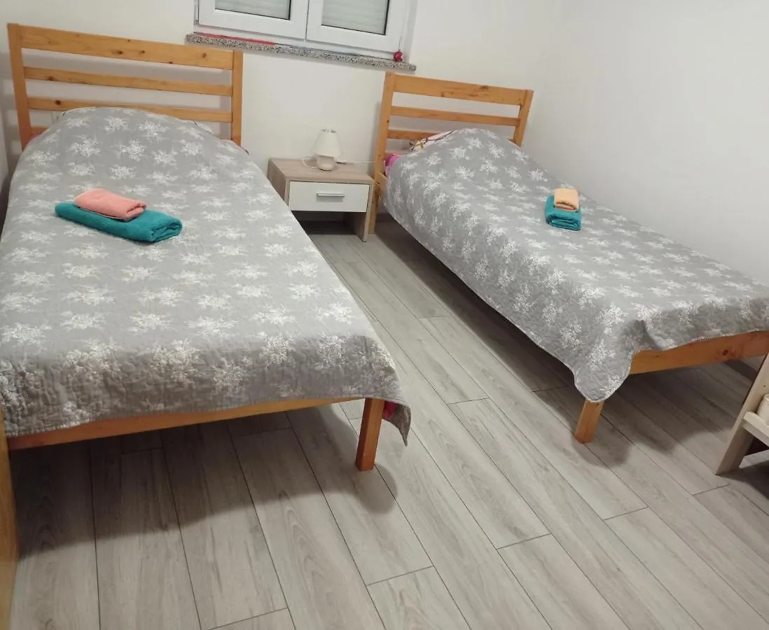 Apartment Alina Umag 0*,  Croatia